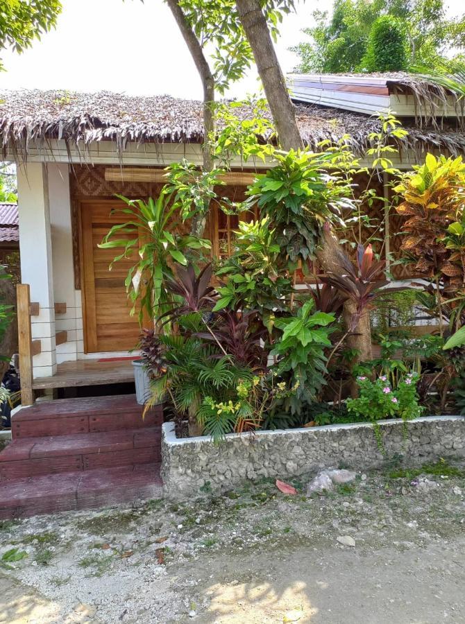 Sambag Hideaway Bungalows Moalboal Extérieur photo