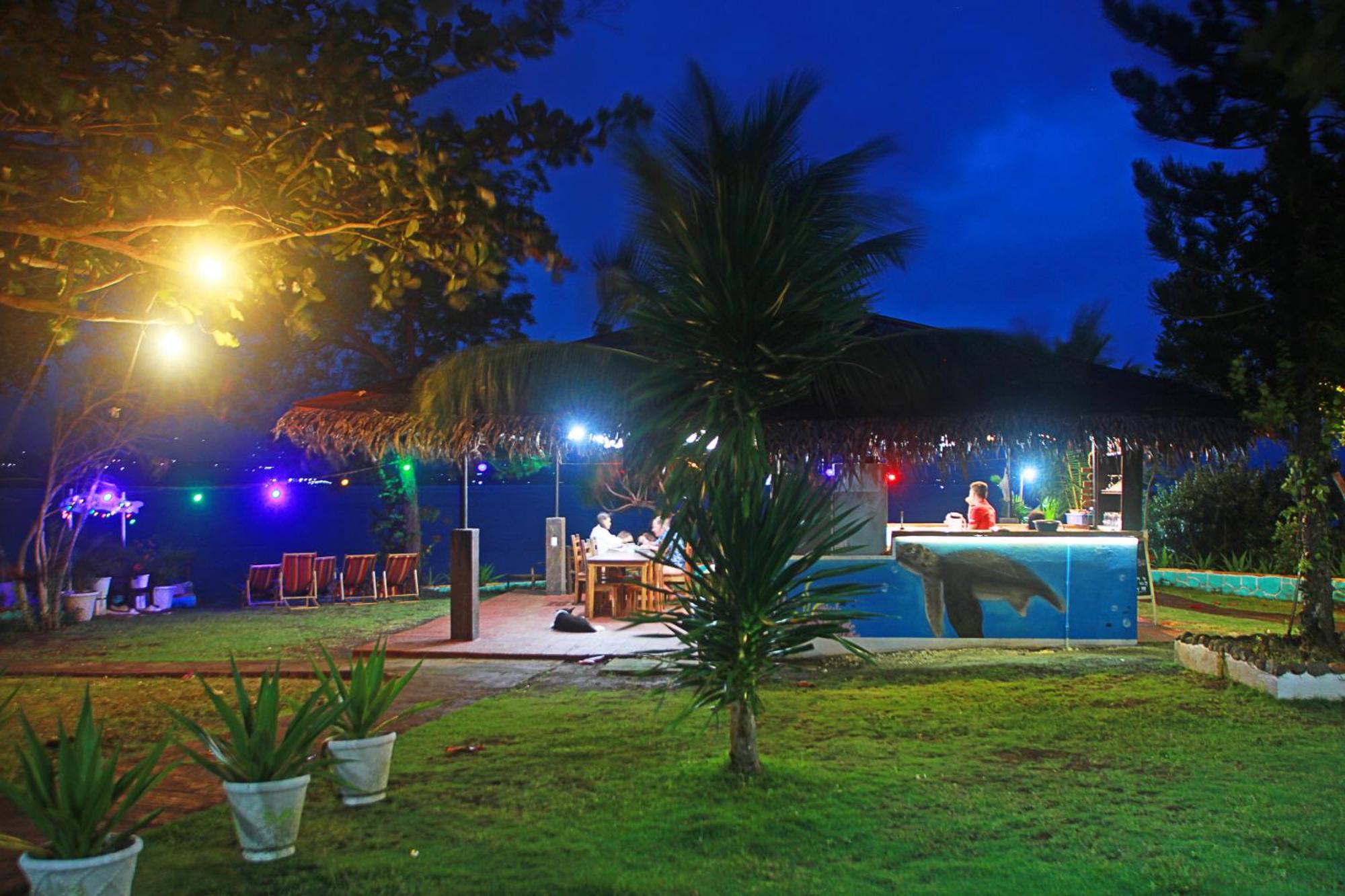 Sambag Hideaway Bungalows Moalboal Extérieur photo